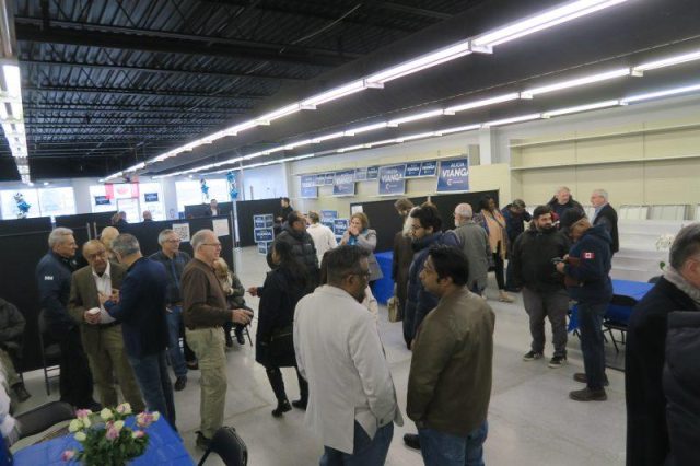 10 CROWD IN CAMPAIGN OFFICE