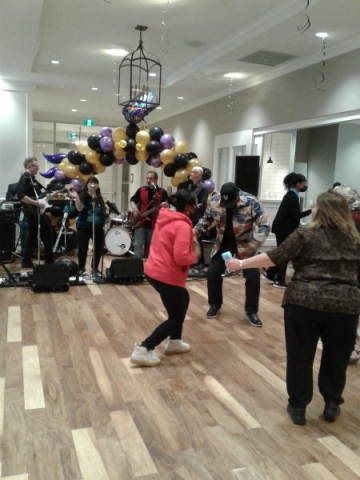 3A DANCING