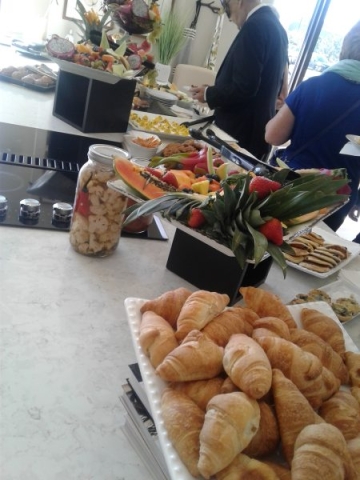 5 CROISSENTS n STRAWBERRIES